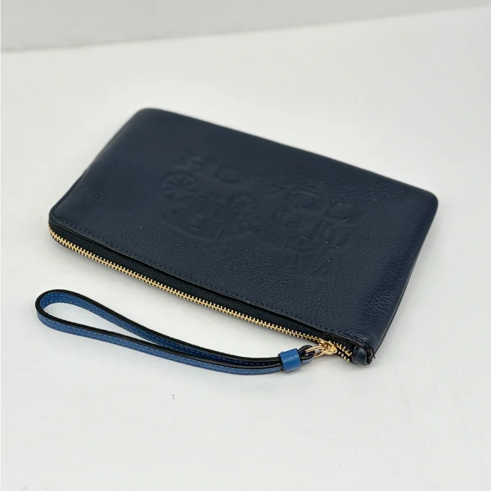 Coach Large Corner Zip Wristlet Wallet With Horse And Carriage Navy